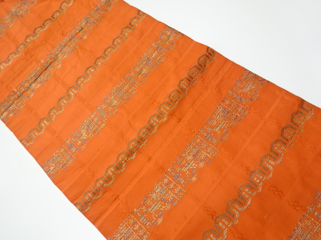 リサイクル　横段に動物・人物模様織り出し名古屋帯